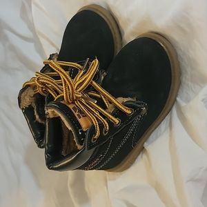 Comfy Kids Toddler Work Boots size 8 (24)